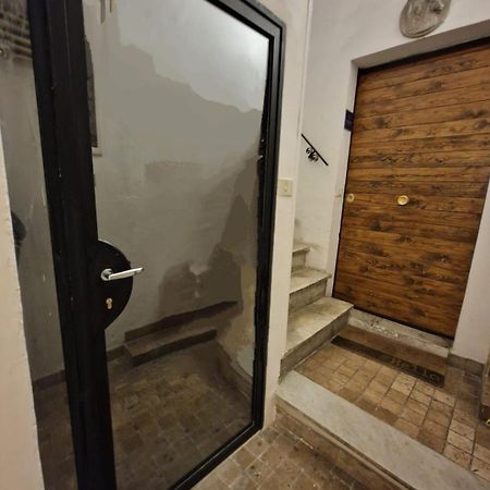 Appartamento The Love Basement Roma Esterno foto